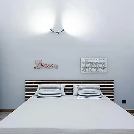 Ancient Maison M8
