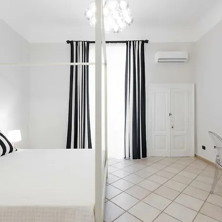 Appartement Ancient Maison M8 M8apartments *
